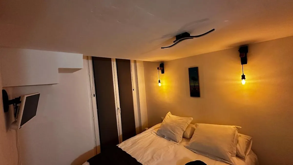 Apartment Center 1 Room Menton