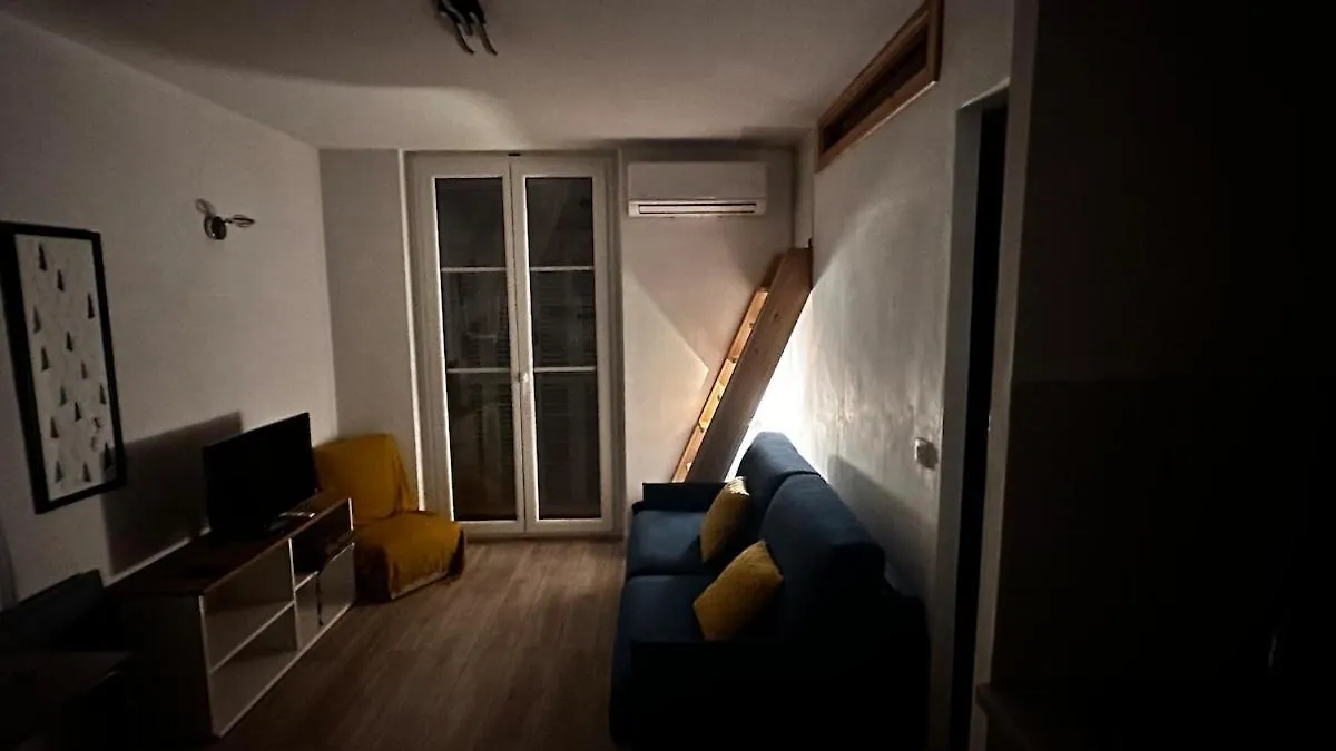 Apartment Center 1 Room Menton