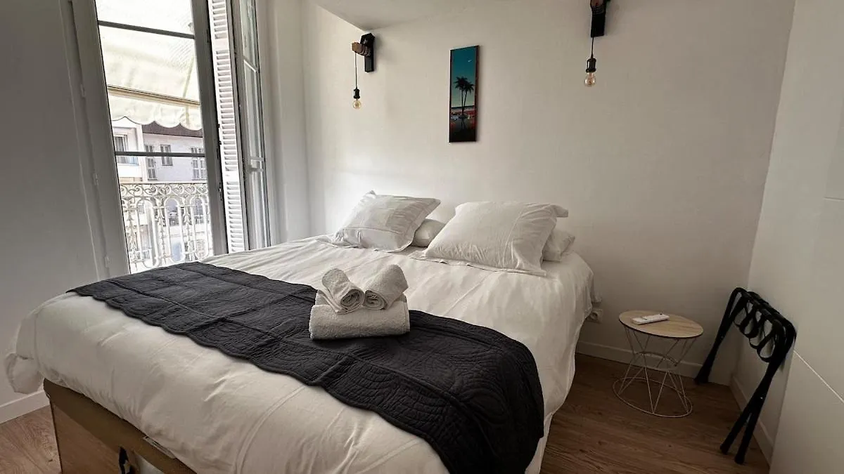 Apartment Center 1 Room Menton