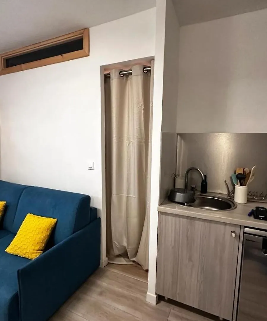 Appartement 2 Pieces Centre Menton Jardin Bioves France
