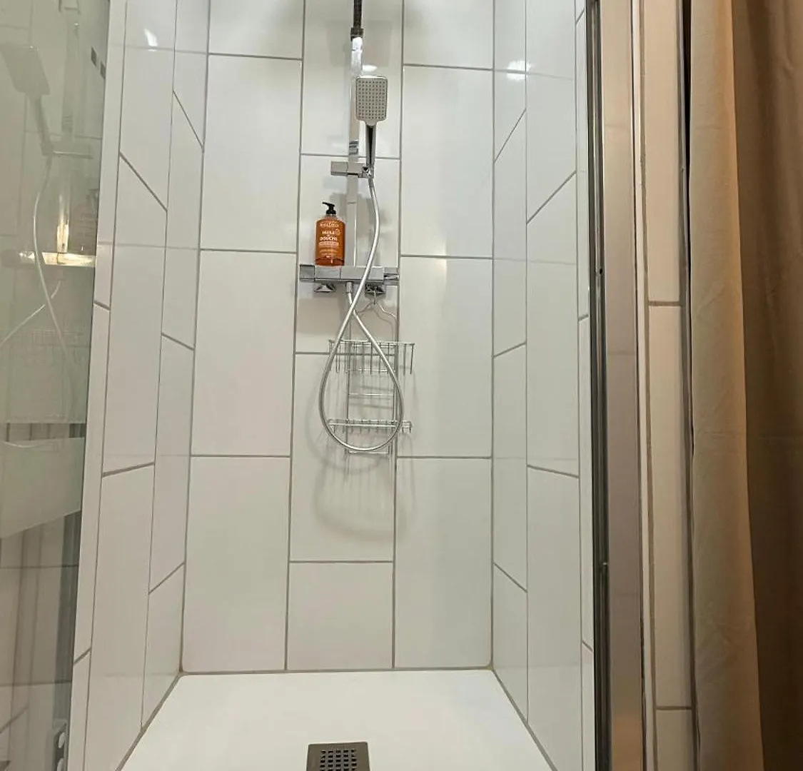 Appartement 2 Pieces Centre Menton Jardin Bioves Apartment